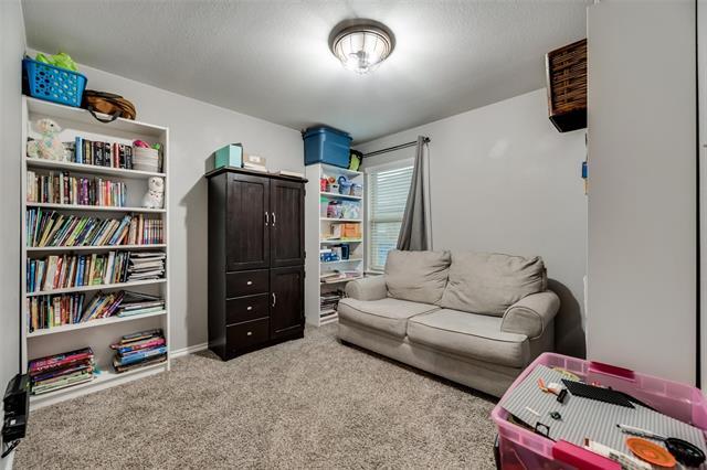 Building Photo - 315 Patina St