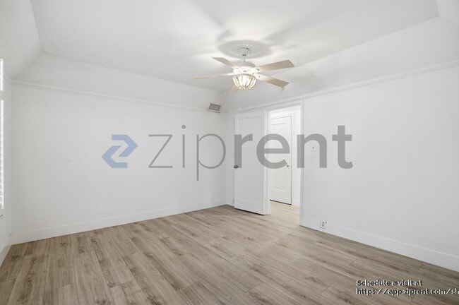 Building Photo - 1421 Stearns Dr