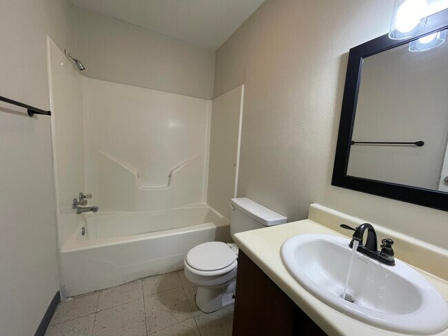 Building Photo - 3801 Salinas Ave