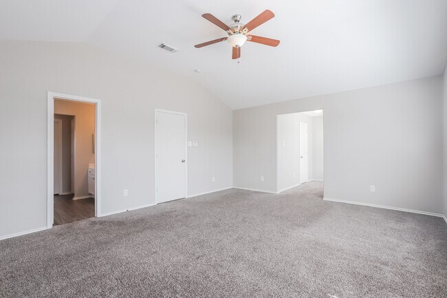 Building Photo - 2911 Cypress Island Dr