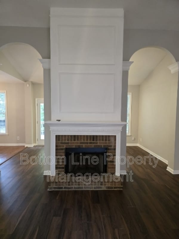 Building Photo - 7803 Harrington Woods Rd