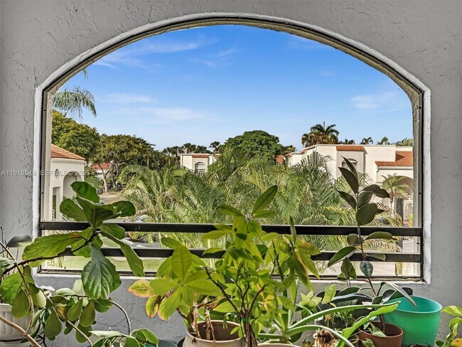 Building Photo - 3558 Magellan Cir