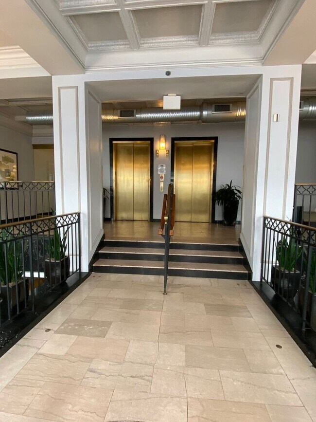 Building Photo - One of a kind historic loft