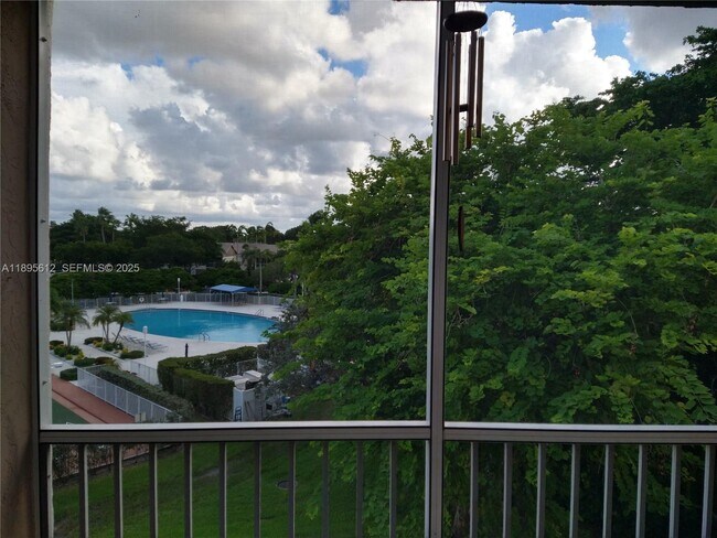 Building Photo - 7817 Trent Dr