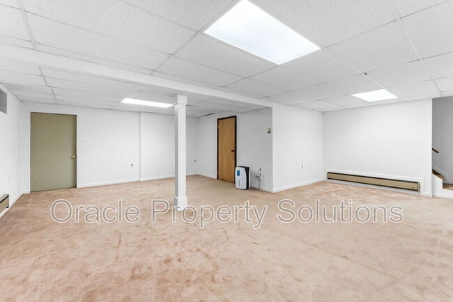 Building Photo - 8009 Frontier Dr