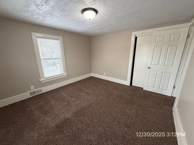 Building Photo - 3422 Smith St