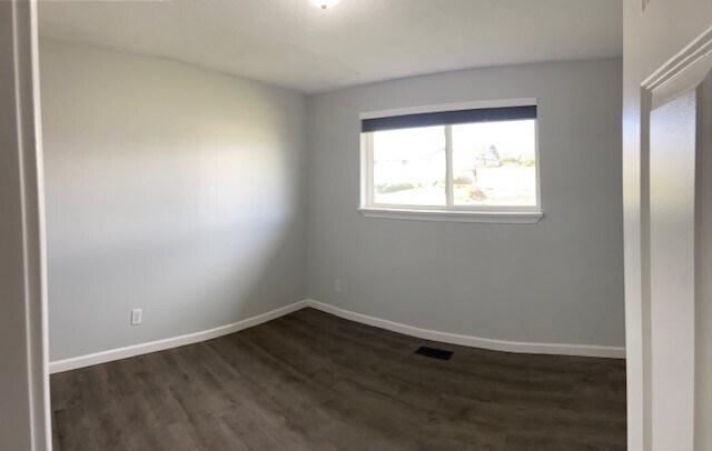 Window shades provided - 1611 S Geiger St