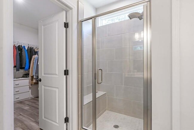 Building Photo - 2595 Whistler Wy NE