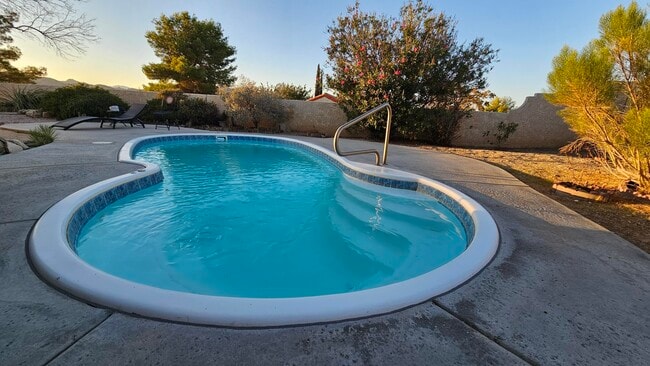 Building Photo - 56814 Mountain View Trail