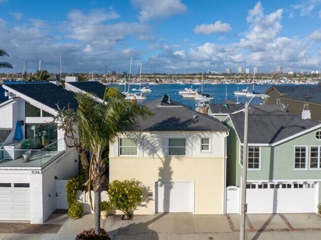 Building Photo - 1128 E Balboa Blvd
