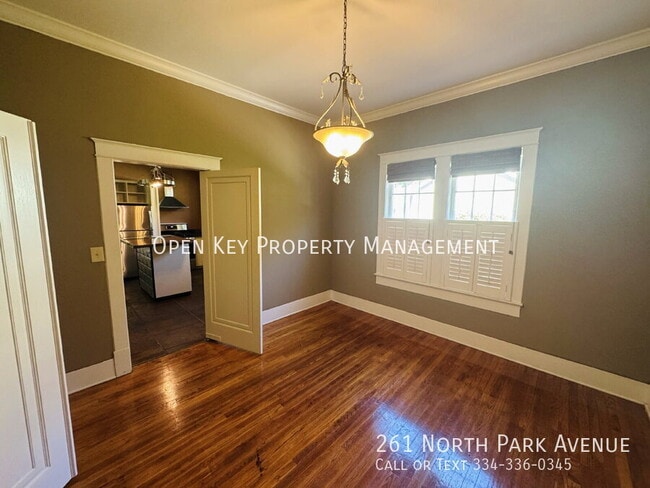 Building Photo - 261 N Park Ave