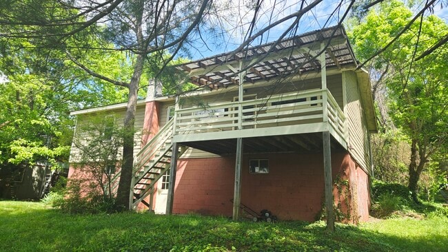 Building Photo - 67 Joyner Ave