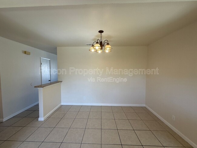 Building Photo - 3260 Taffrail Ln