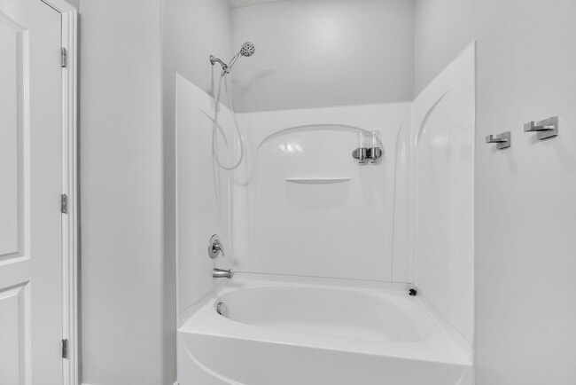 Building Photo - 32 S 1580 W
