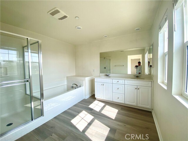Building Photo - 4733 Rogers Way
