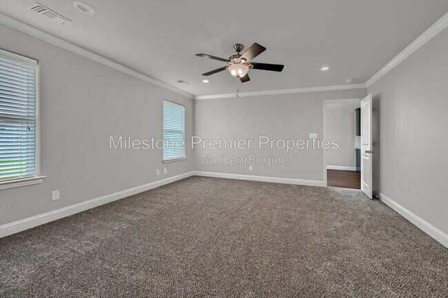 Building Photo - 3418 Ballam St