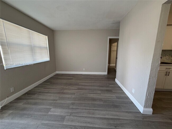 Building Photo - 2300 Douglas St