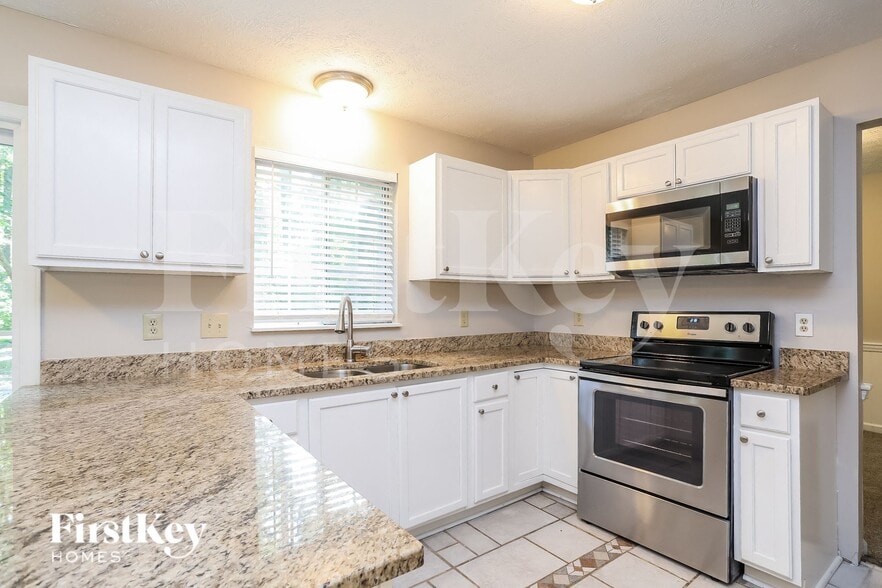 Building Photo - 7344 Berkshire Downs Dr