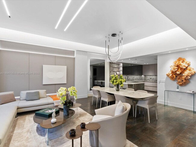 Building Photo - 3501 N Ocean Dr