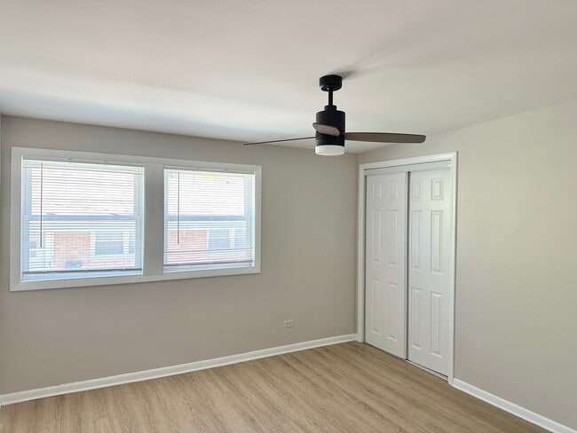 Building Photo - 525 Ryan Ln