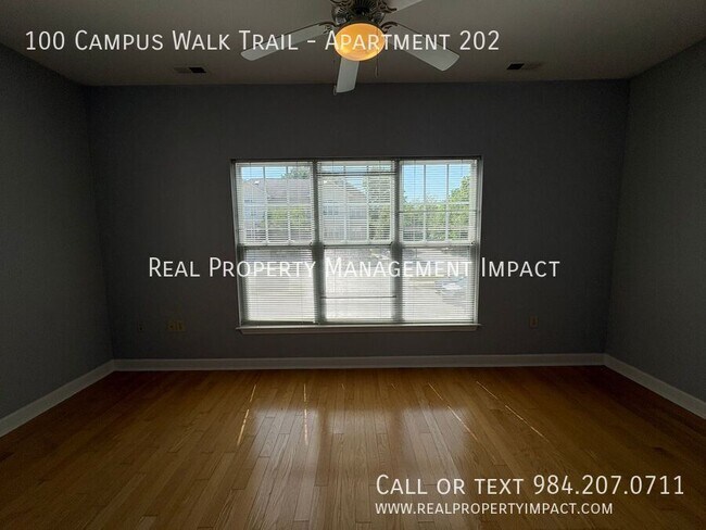 Building Photo - 100 Campus Walk Trl