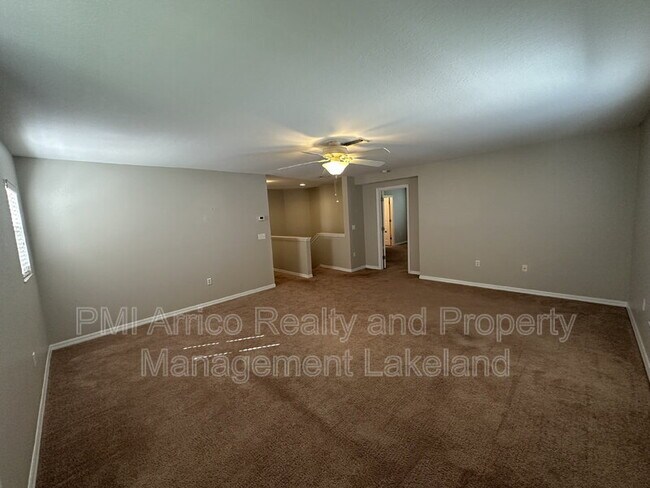 Building Photo - 6955 Lake Eaglebrooke Dr