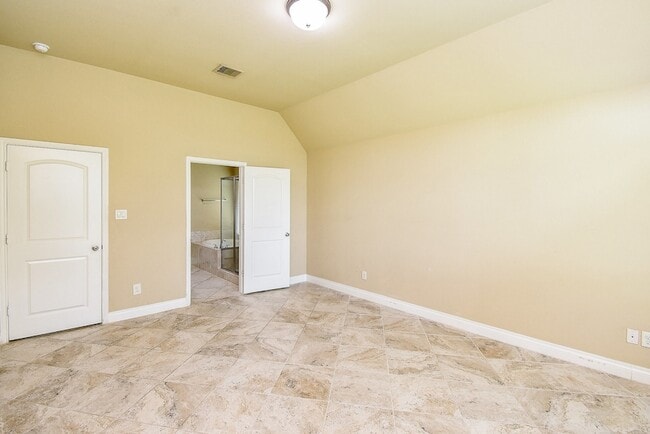 Building Photo - 10310 Rouken Glen Ct.