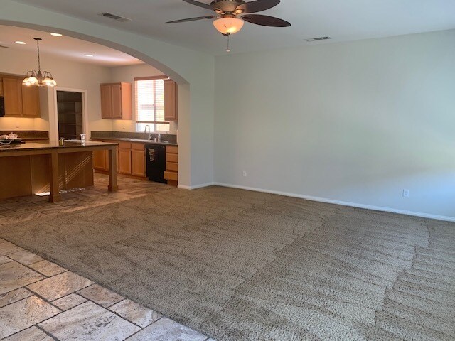 Building Photo - 84126 Canzone Dr