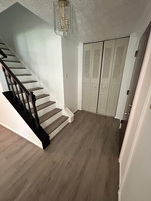 Building Photo - 1200 Cabinwood Pl