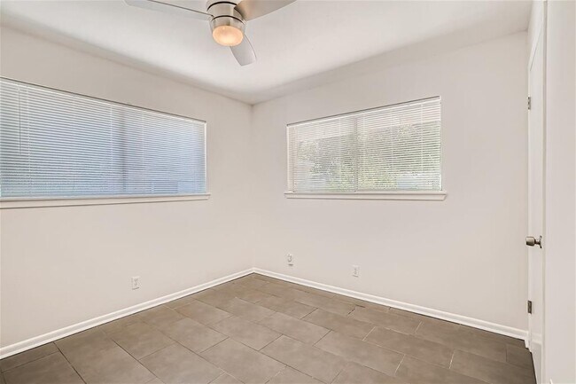 Building Photo - 2202 Colfax Ave