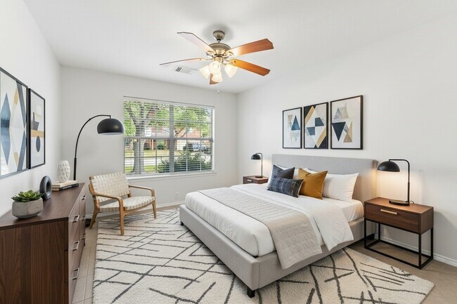 Building Photo - 21219 Somerset Park Ln