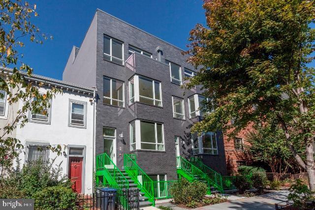 Building Photo - 1232 10th St NW