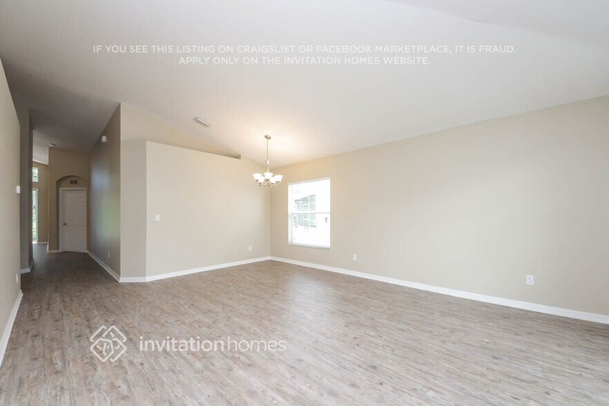 Building Photo - 745 Sedgewood Cir