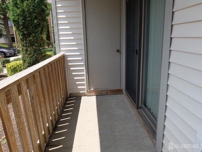 Building Photo - 5307 Ravens Crest Dr