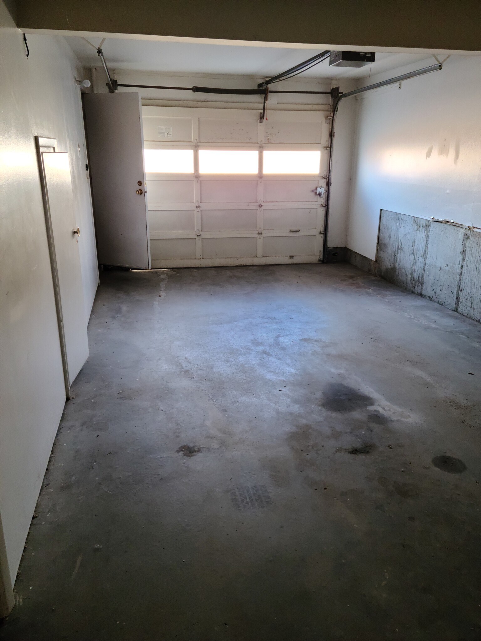 Building Photo - 120 Stanford Ave