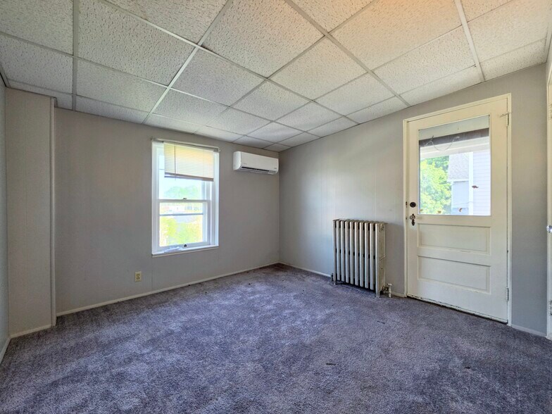 Building Photo - 510 N State St