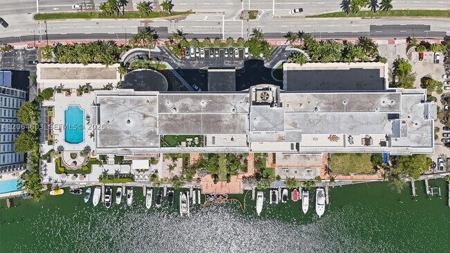 Building Photo - 5600 Collins Ave