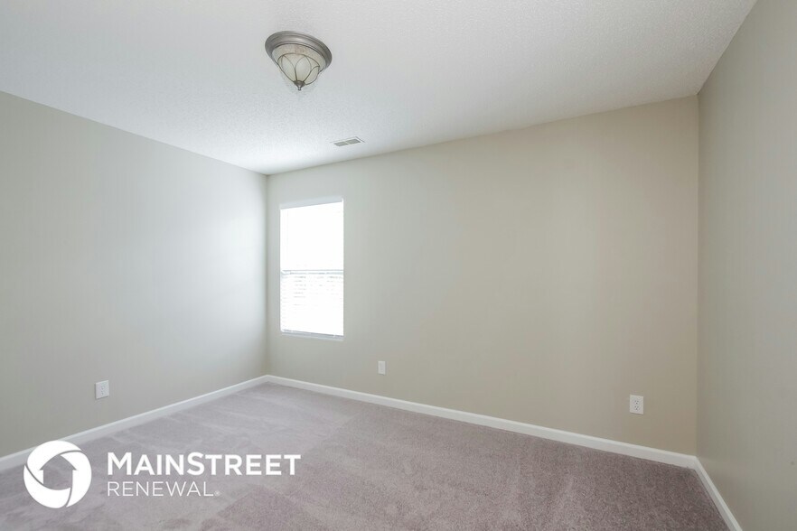 Building Photo - 4418 Golden View Dr