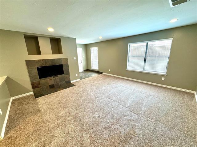 Building Photo - 1331 Mission St