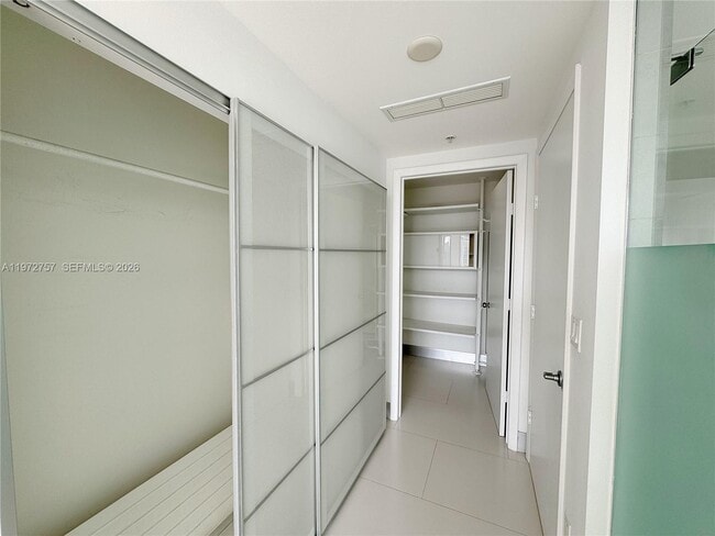 Building Photo - 92 SW 3rd St