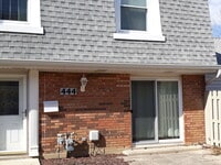 Building Photo - 444 Lear Ct