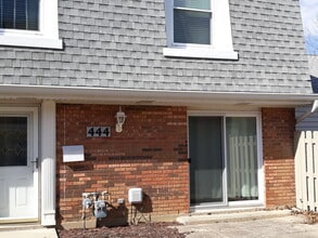 Building Photo - 444 Lear Ct