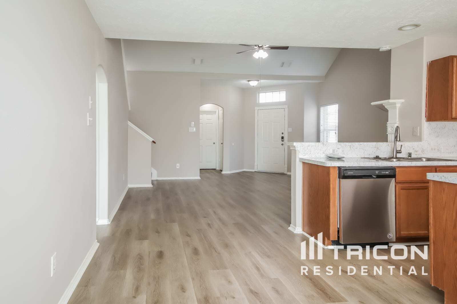 Building Photo - 18451 Sunrise Pines Dr