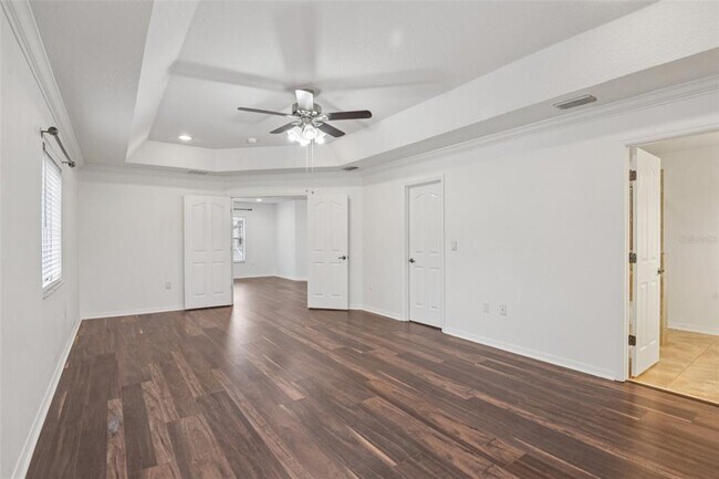 Building Photo - 11006 Running Pine Dr