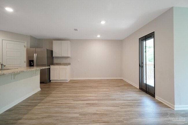 Building Photo - 7748 Alydar Lp
