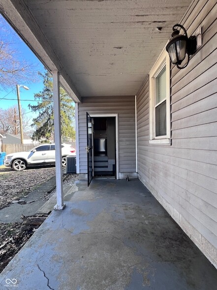 Building Photo - 1524 E 46th St