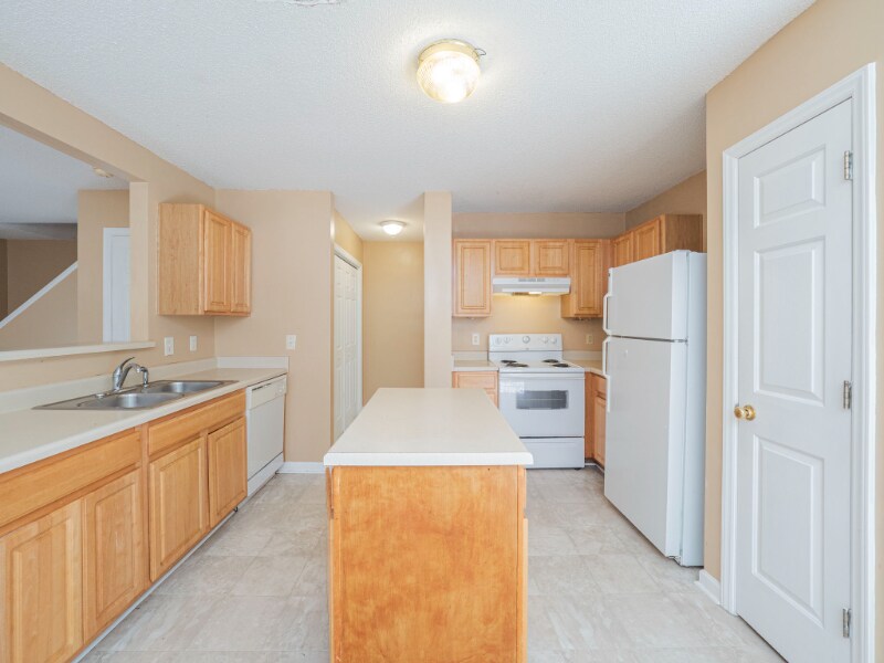 Building Photo - 4712 Silverdene St