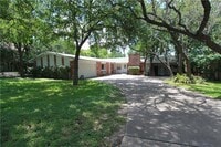 Building Photo - 2305 Wilke Dr