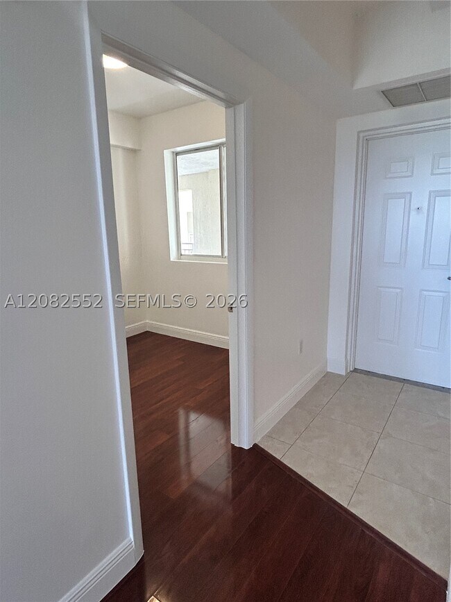 Building Photo - 7275 SW 90th St