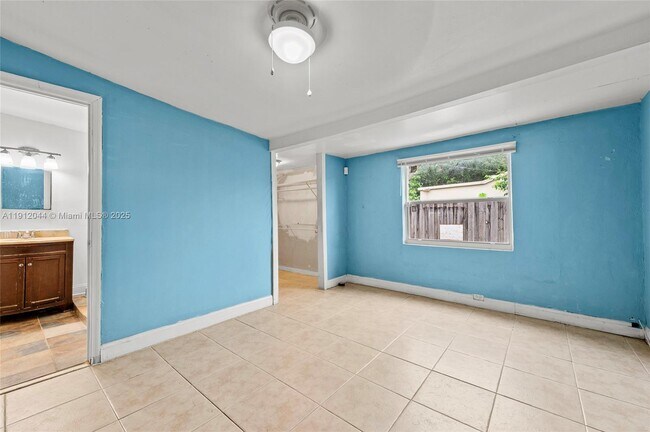 Building Photo - 1835 NW 85th St